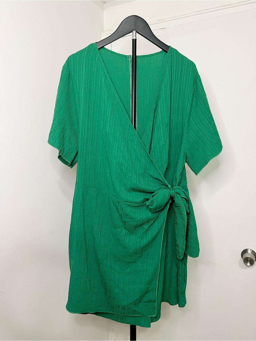 Green Wrap Romper Textured Crinkle Tie Waist Short Sleeve Vacation Outfit